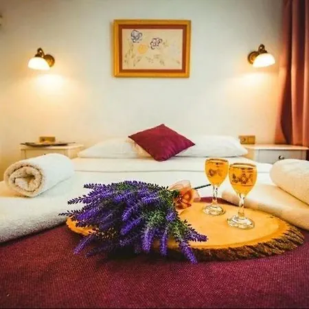 Sakli Bed & Breakfast *