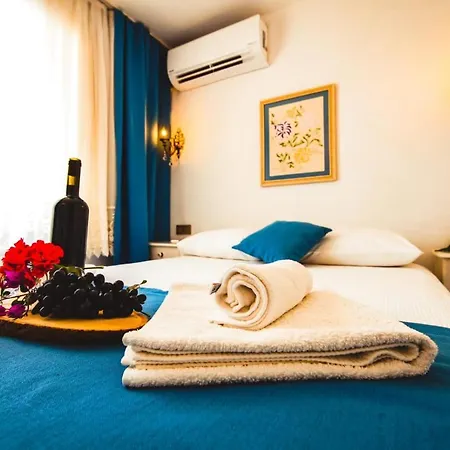 Sakli 博兹贾阿达岛